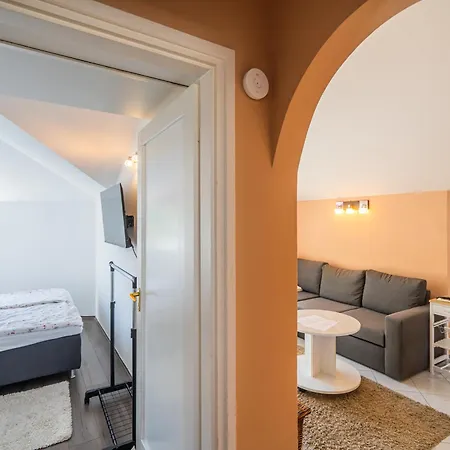 Апартаменты Estike Apartmanhaz *