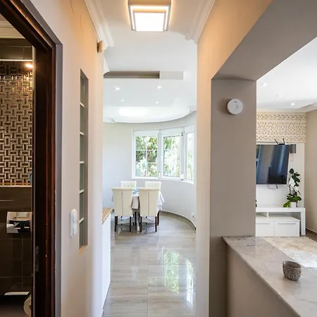 Estike Apartmanhaz Апартаменты