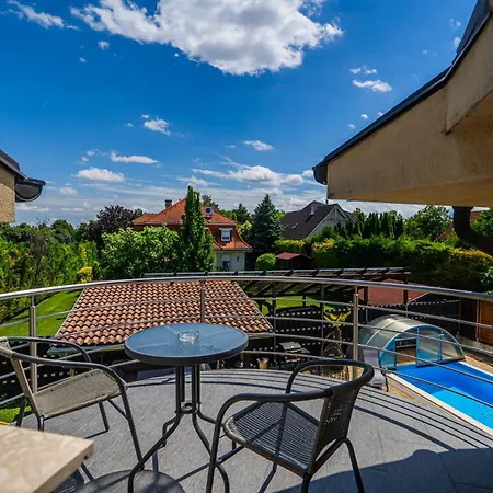Апартаменты Estike Apartmanhaz *