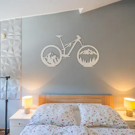 Estike Apartmanhaz Шиофок